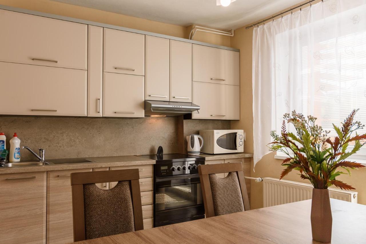 Apartman Elegant 2 Bešeňová Buitenkant foto