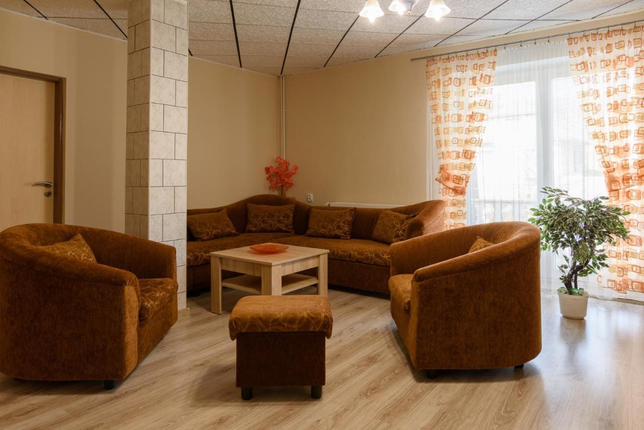 Apartman Elegant 2 Bešeňová Buitenkant foto