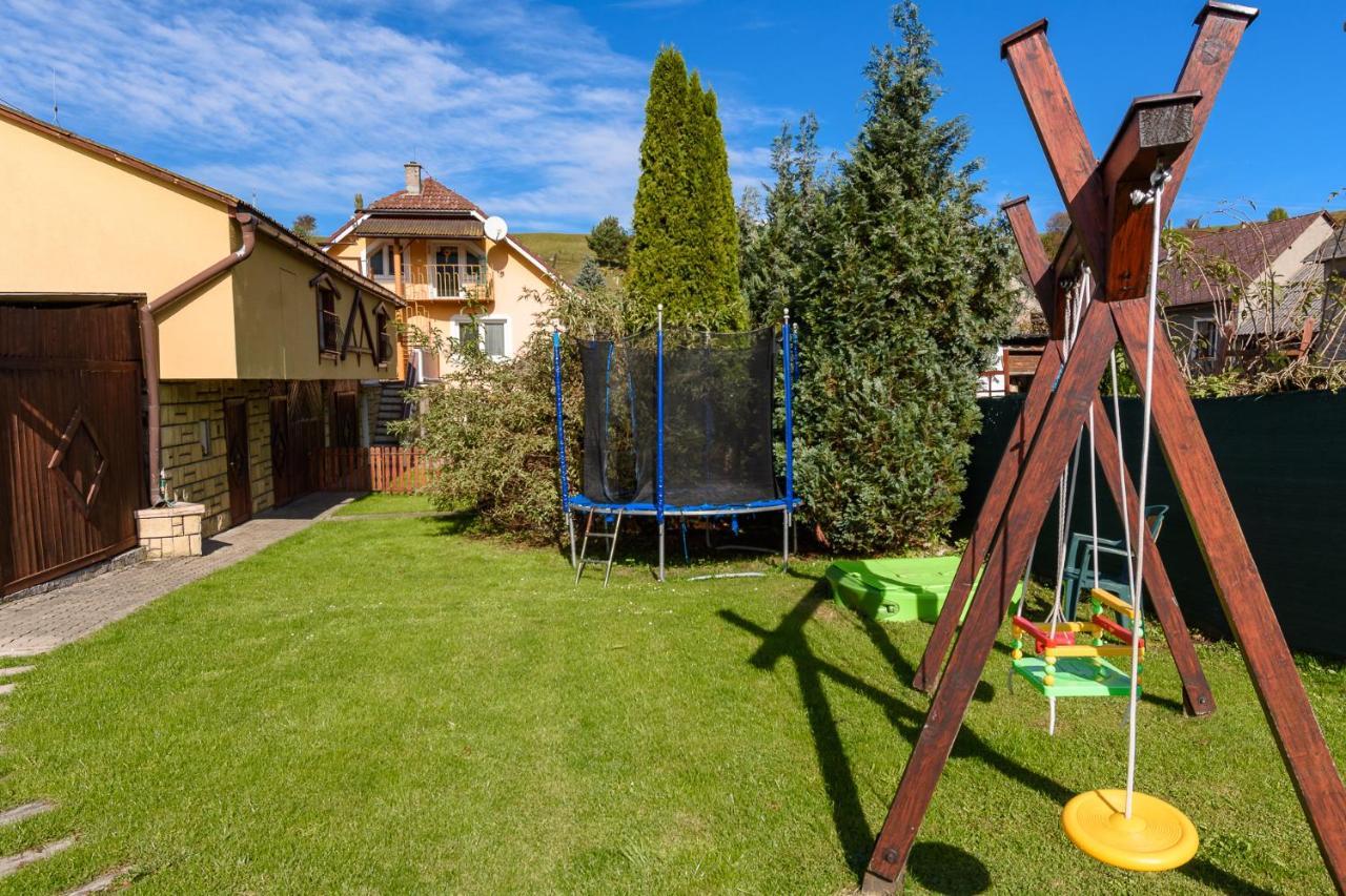 Apartman Elegant 2 Bešeňová Buitenkant foto
