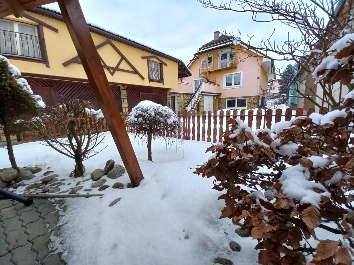 Apartman Elegant 2 Bešeňová Buitenkant foto
